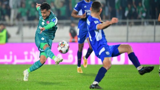 إقبال كبير على تذاكر مباراة إتحاد طنجةو نادي الرجاء الرياضي