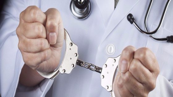 استئنافية وجدة تخفض العقوبة السجنية على طبيب تحرش بزوجة في رمضان