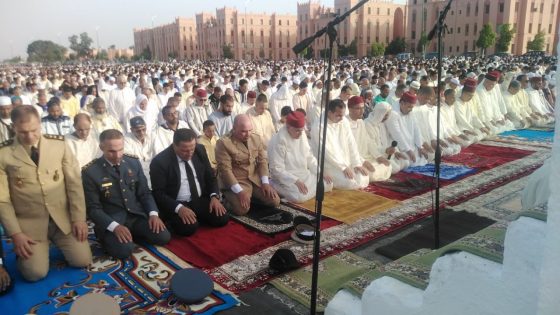 لحظات روحانية من مصلى ورزازات لحظة صلاة ونحر أضحية العيد