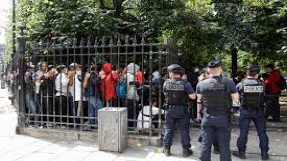 تفكيك شبكة دولية لتهريب المهاجرين