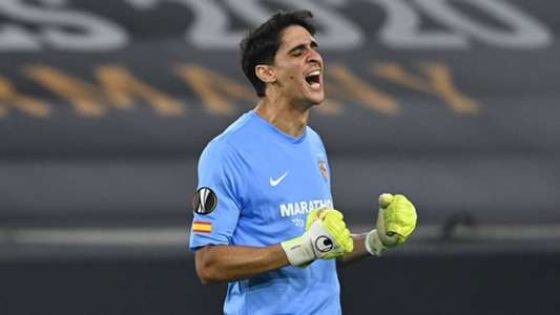النصر السعودي يقدم عرضا أوليا لإشبيلية من أجل ضم الحارس المغربي ياسين بونو