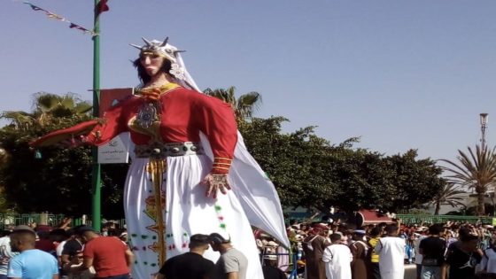 إنزكان : كرنفال بيلماون_ بودماون يختتم أيامه بديفيلي كبير.
