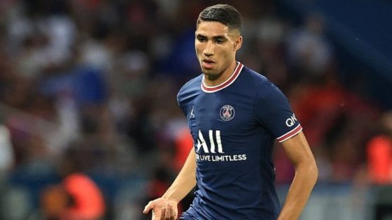 حكيمي حاضر ضمن قائمة باريس المستدعاة لمواجهة لوريان في الدوري الفرنسي