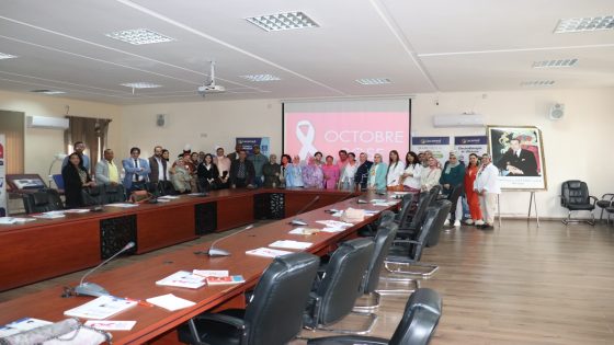 المركز الاستشفائي الجهوي بجهة فاس مكناس ينظم دورة تكوينيةإحياءا لأكتوبر الوردي