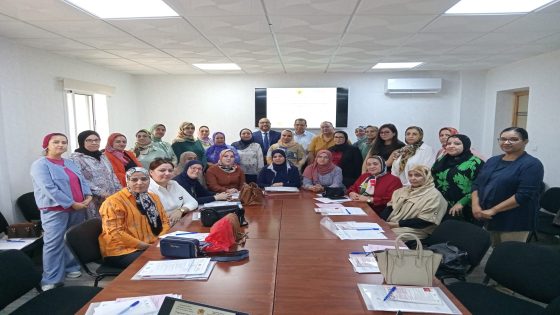 المندوبية الاقليمية للصحة و الحماية الاجتماعية بفاس تنظم دورة تكوينية حول النموذج الجديد لتتبع الحمل
