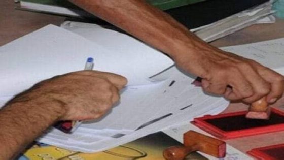 شارة مزورة تورط شخصا بميناء البيضاء وتكشف مزوده وحجز أختام ووثائق مزورة