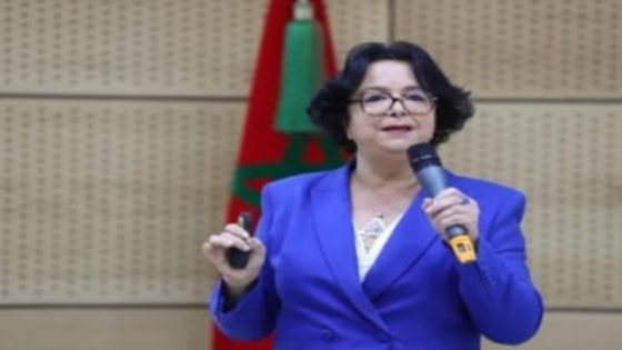 فاس…لطيفة أخرباش تحذر من حجم وتأثير التضليل الإعلامي في زمن التحول الرقمي