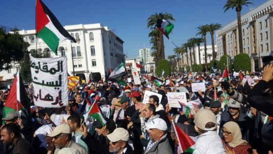 مسيرة تضامنية مع الشعب الفلسطيني بالرباط مطالبة بإسقاط التطبيع
