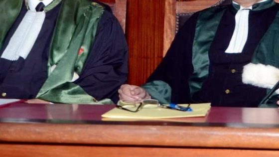 مجلس جماعة فاس يشتعل: قرار بمنع العمدة ورئيس مجلس العمالة من السفر واتهامات..بالفساد المالي