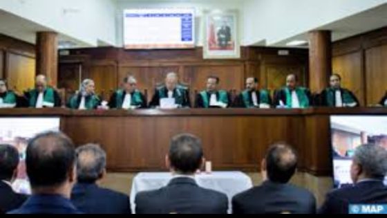 محاكمة 3 أشخاص حاولوا النصب على رئيس جماعة