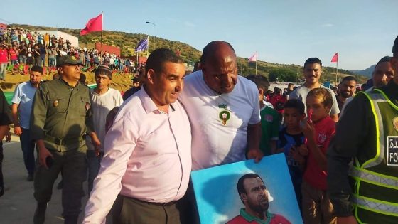 جماعة فناسة باب الحيط بإقليم تاونات تستفيد من ملعب القرب بمواصفات جيدة ، وشباب المنطقة يشيد بالمشروع …
