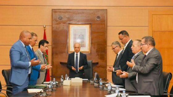 رفض وزارة التربية الوطنية لحل شامل لملف الأساتذة الموقوفين وتصاعد الخلاف مع النقابات التعليمية