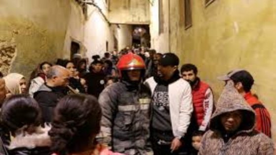 انهيار مبنى يسفر عن مصرع 5 أشخاص بسبب العواصف الشديدة