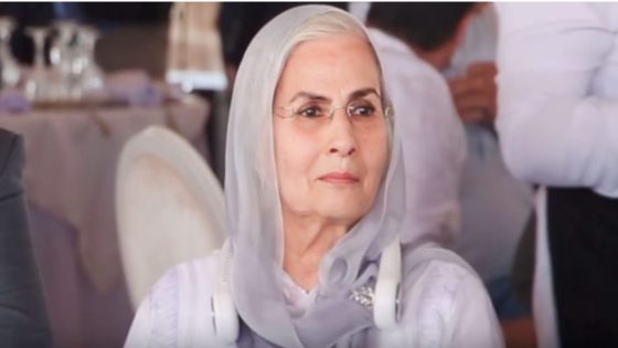 هل تقيم حقا الفنانة مليكة العماري في دار العجزة؟!
