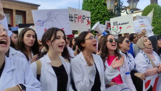 طلبة الطب دعوات للحوار والنضال في ظل تهديدات بسنة بيضاء