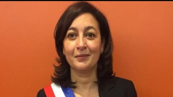 القبض على رئيسة بلدية أفالون وستة أخرين بتهمة حيازة 70 كيلوغراماً من الحشيش