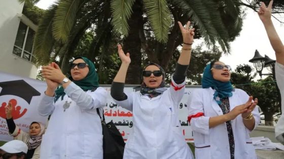 النقابة الوطنية للصحة العمومية ترفض زيادة الف درهم وتدعو لمواصلة النضال