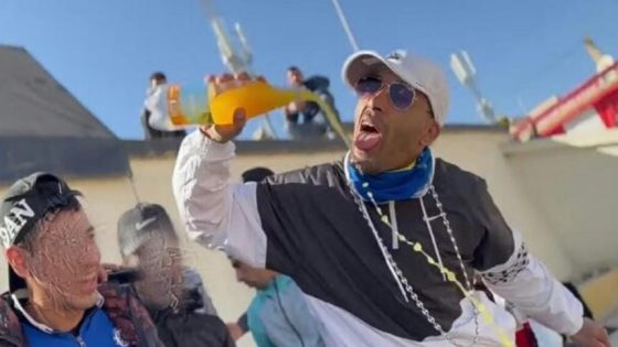 القبض على مغني “شرر كبي هواي” بعد محاكمة “شر كبي اتاي”