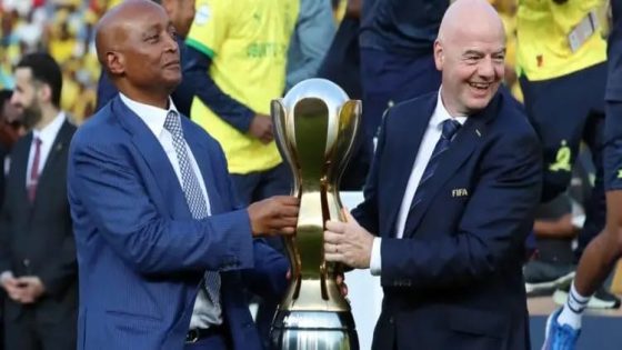 تحديد موعد كأس إفريقيا للأمم بالمغرب في ديسمبر 2025عقد جياني إينفانتينو، رئيس الاتحاد الدولي لكرة القدم،