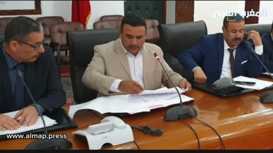 مجموعة الجماعات الخير لتاونات تصادق على جدول الأعمال بالإجماع ومطالبة بعض الرؤساء آداء مساهماتهم..