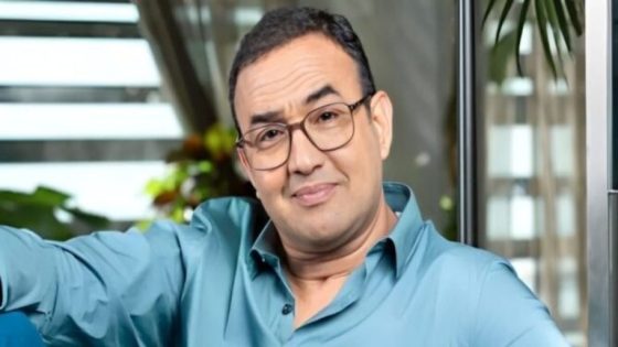 رشيد الوالي يثير الجدل بصورة جريئة مع زوجته ويحذفها بعد الانتقادات