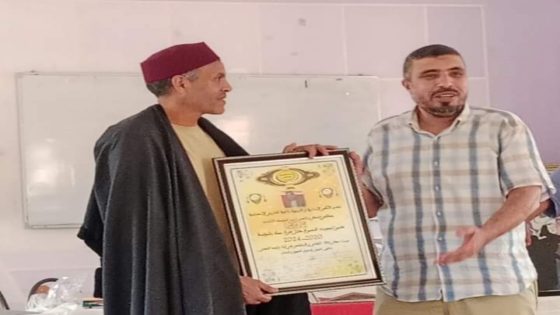 أيت باها: إعدادية الفارابي تكرم مديرها المنتقل لمديرية تارودانت.