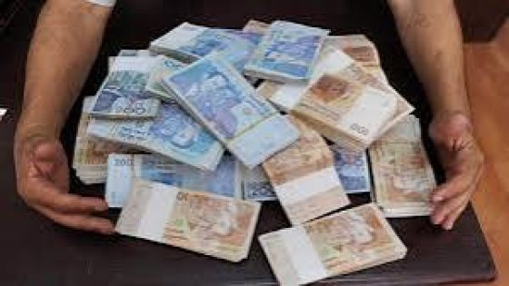 اختلاس ضخم لموظفة في مديرية الضرائب وهروب عائلي إلى الخارج