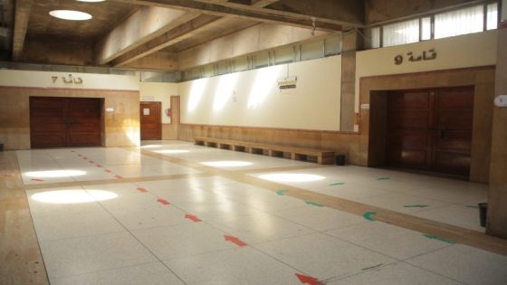 تعطيل المحاكم بسبب إضراب الموظفين رغم تهديدات الوزارة بالاقتطاع من الأجور