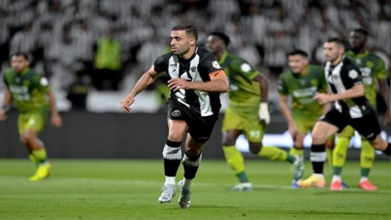 حمد الله يواصل التألق بالهدف 130 في الدوري السعودي يعزز مكانته