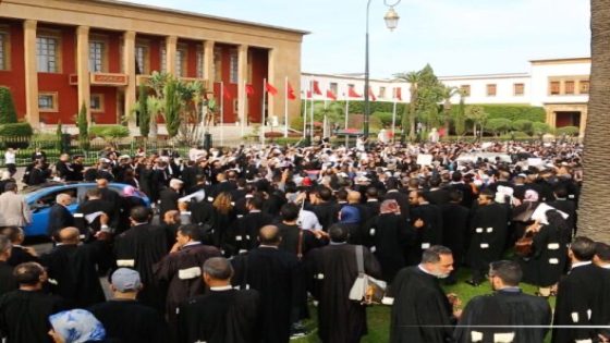 احتجاج تصعيدي.. المحامون يعطلون القضاء بالمغرب مطالبين بإصلاحات جذرية