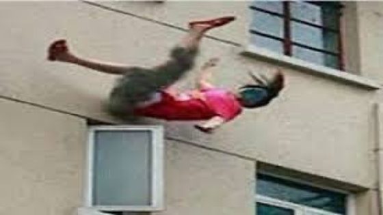 خلاف بين زوجين يتحول إلى مأساة في فاس بعد ان رمى بزوجته من الطابق الثاني