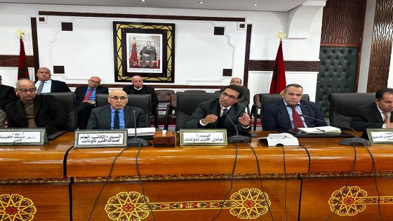 عمالة إقليم تاونات تنظم لقاء تواصلي تحسيسي حول إجراءات الحد من مخلفات مادة المرج على المجال البيئي بالإقليم