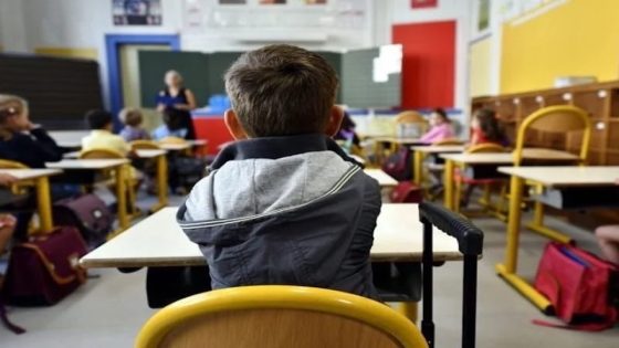 قرار ترخيص ساعات إضافية للأساتذة في التعليم الخصوصي يثير جدلاً واسعا