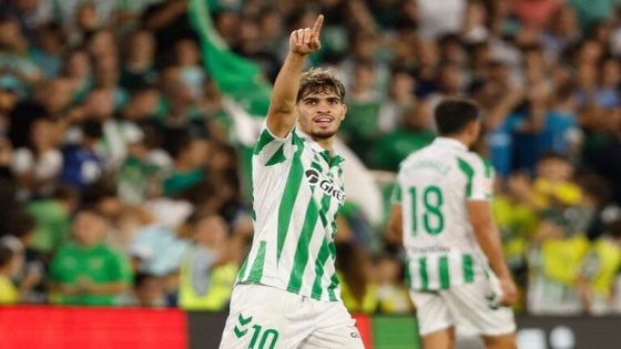 الزلزولي يغيب عن الملاعب بسبب وعكة صحية مفاجئة