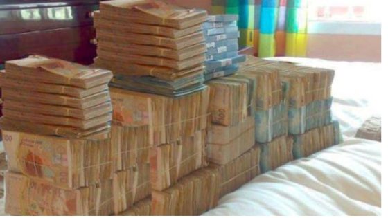 أثرياء المغرب يضخون مليارات الدراهم في الأبناك