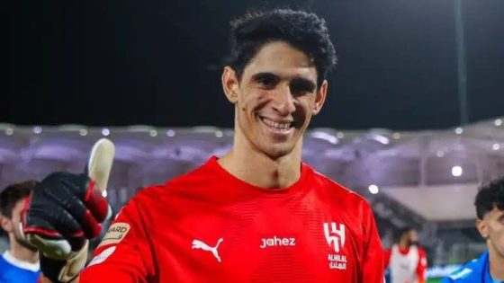 ياسين بونو يتألق في دوري روشن وينافس على جائزة أفضل تصدٍ للجولة 15