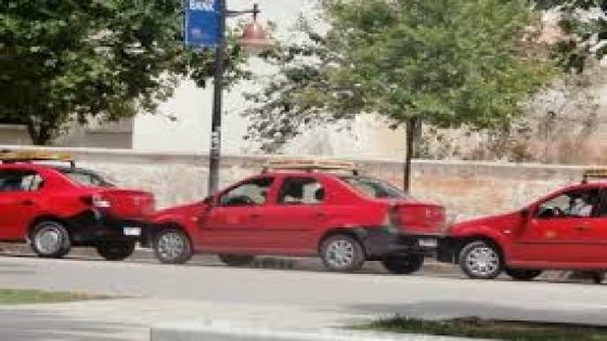 نقابة سائقي سيارات الأجرة الصغيرة بفاس تحتج على تجاوزات الأمن الخاص بمستشفى الغساني