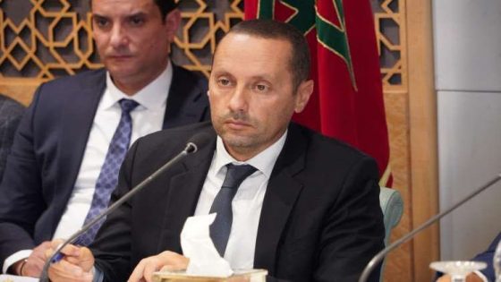 على خلفية انتقاده.. مسؤول في وزارة الصحة يطالِب فاعلاً جمعويا بمبلغ 100 مليون سنتيم