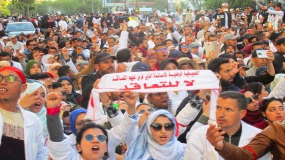 المحاكمات تعيد أساتذة التعاقد للاحتجاج رفضا لـ “القمع والتضييق”