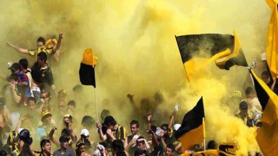 أحكام بالسجن والغرامة بحق 11 مشجعًا لنادي المغرب الفاسي بسبب أحداث شغب