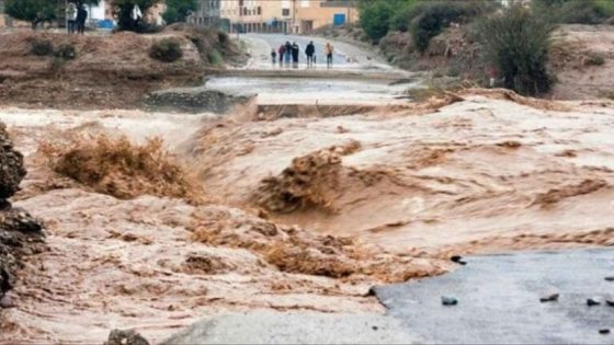 10 إجراءات ضرورية للوقاية من مخاطر الأمطار الغزيرة والصواعق
