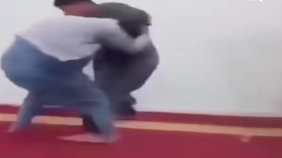 شجار داخل مسجد بخنيفرة ينتهي في المستشفى