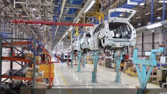 المغرب يرسّخ مكانته كمركز عالمي في صناعة السيارات