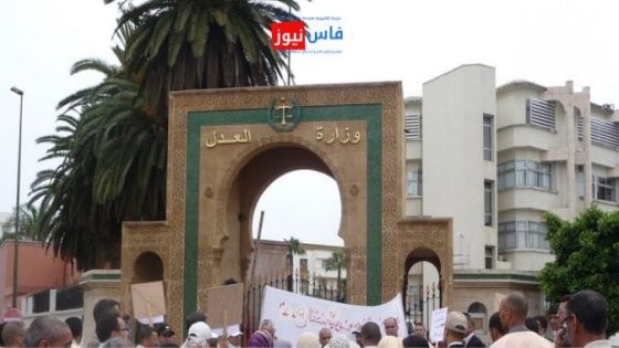 إلغاء مهنة النساخة بالمحاكم المغربية يثير جدلا واسعا