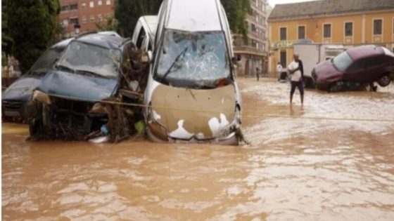 فيضانات في جنوب إسبانيا تتسبب في إغلاق الطرق وإلغاء الدراسة