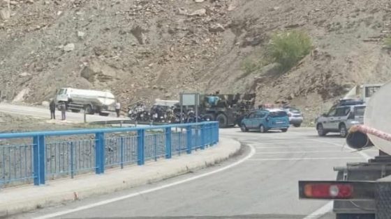 إصابات بين الجنود إثر انقلاب شاحنة عسكرية في طريق جبلية بشفشاون