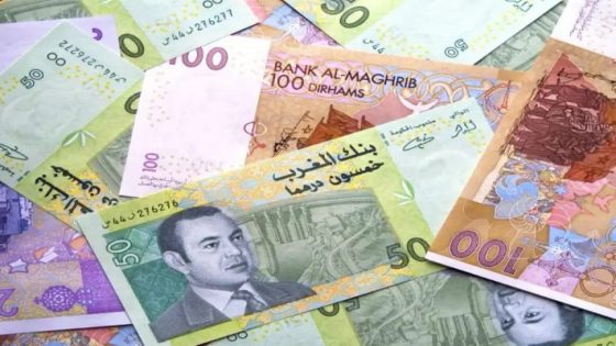 عناد في صالون الحلاقة ينتهي بحكم قضائي على سيدة مزقت أوراقا نقدية