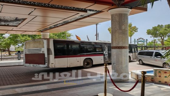 حافلات مهترئة يقدمها مهرجان فاس للموسيقى الروحية.. صورة براقة وخدمات متدنية