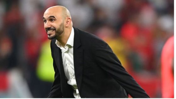 وليد الركراكي يرد بحزم على الانتقادات بعد فوز المنتخب المغربي وديا على بنين