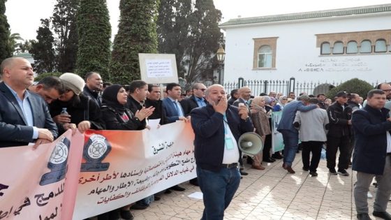 مفتشو التعليم يعلقون احتجاجاتهم وسط انتقادات حادة ومطالب بإصلاح منهجية الحوار